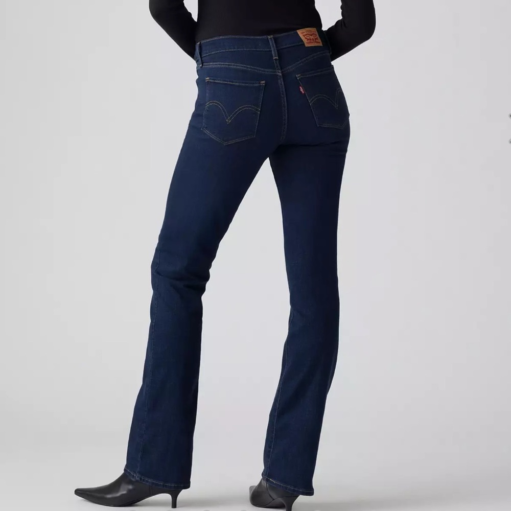 Levi’s Classic boot cut mid rise Women's blue Jeans size 29X30 lyocell NWT